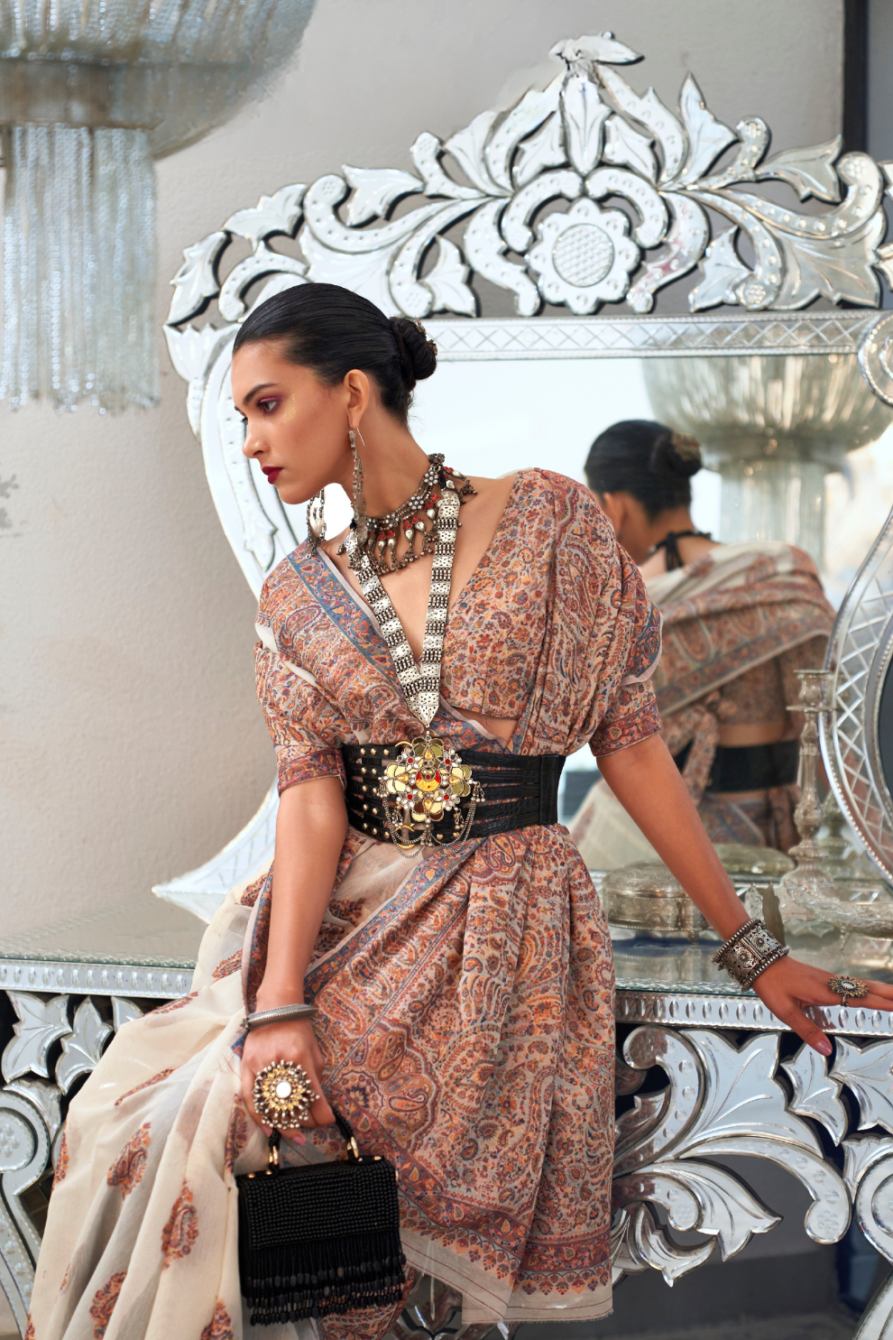 Heavy Modal Saree with Kashmiri Handloom Weaving Elegance