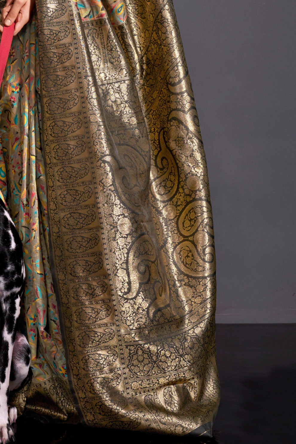 Woven Banarasi Silk Blend Saree with Traditional Motifs