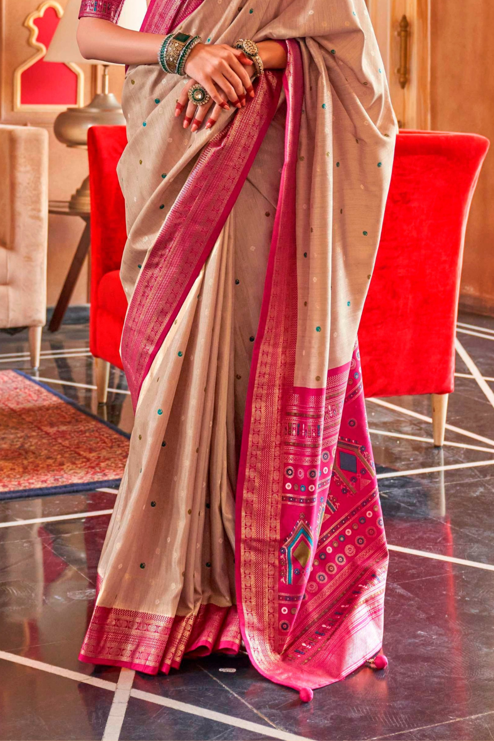 Regal Peshwai Paithani Silk Saree with Traditional Zari Weave