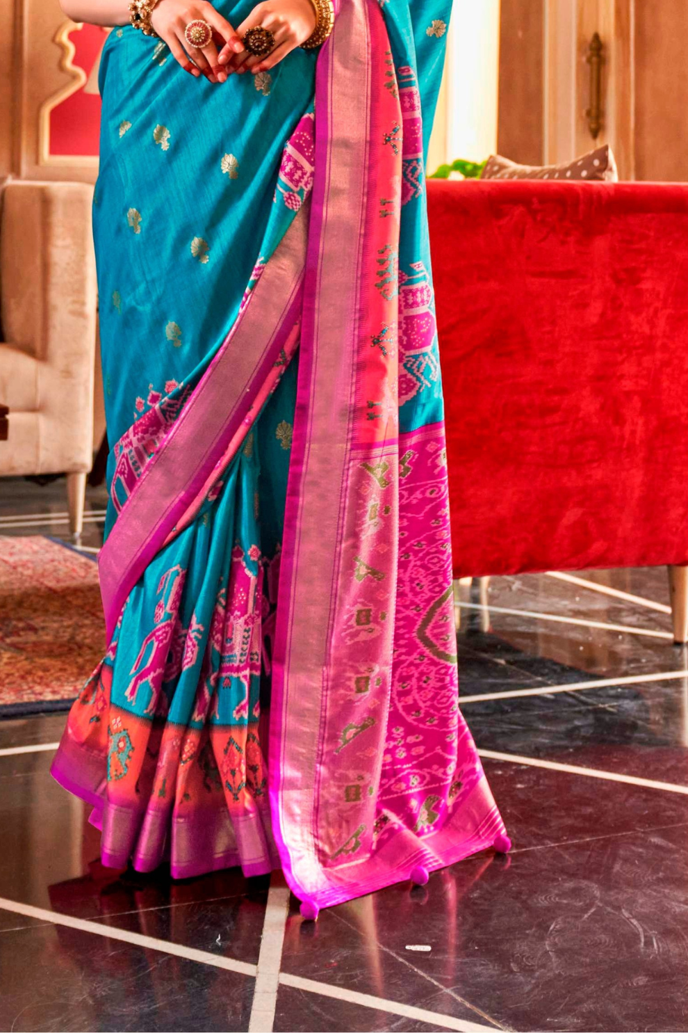 Regal Peshwai Paithani Silk Saree with Traditional Zari Weave