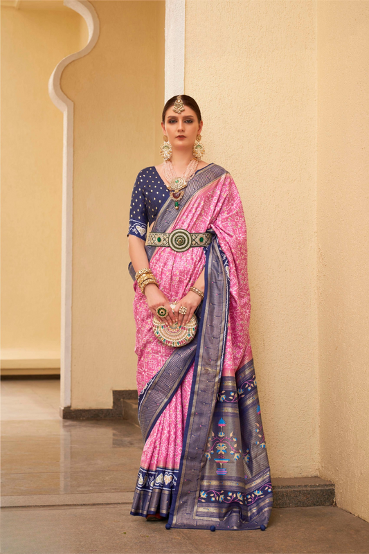 Elegant Silk Saree Featuring Classic Patola Print Work