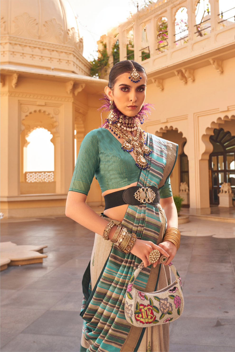 Graceful Silk Saree with Timeless Printed Art Design