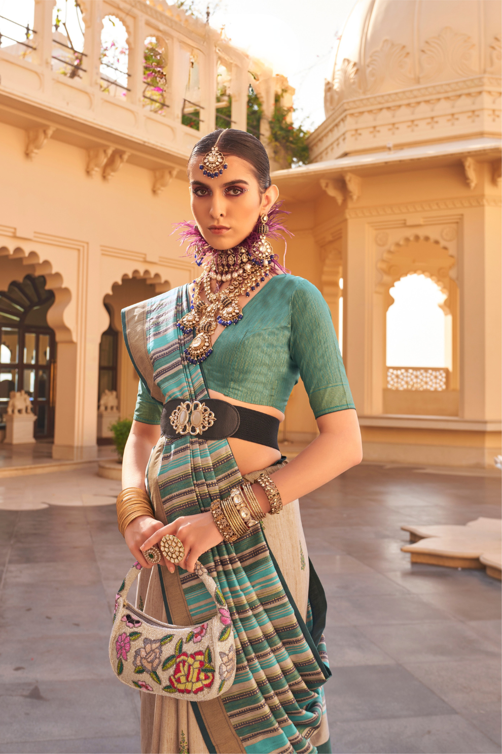 Graceful Silk Saree with Timeless Printed Art Design