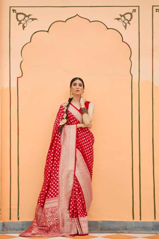 Handloom Crafted Saree in Nylon Silk Georgette for Festive Wear