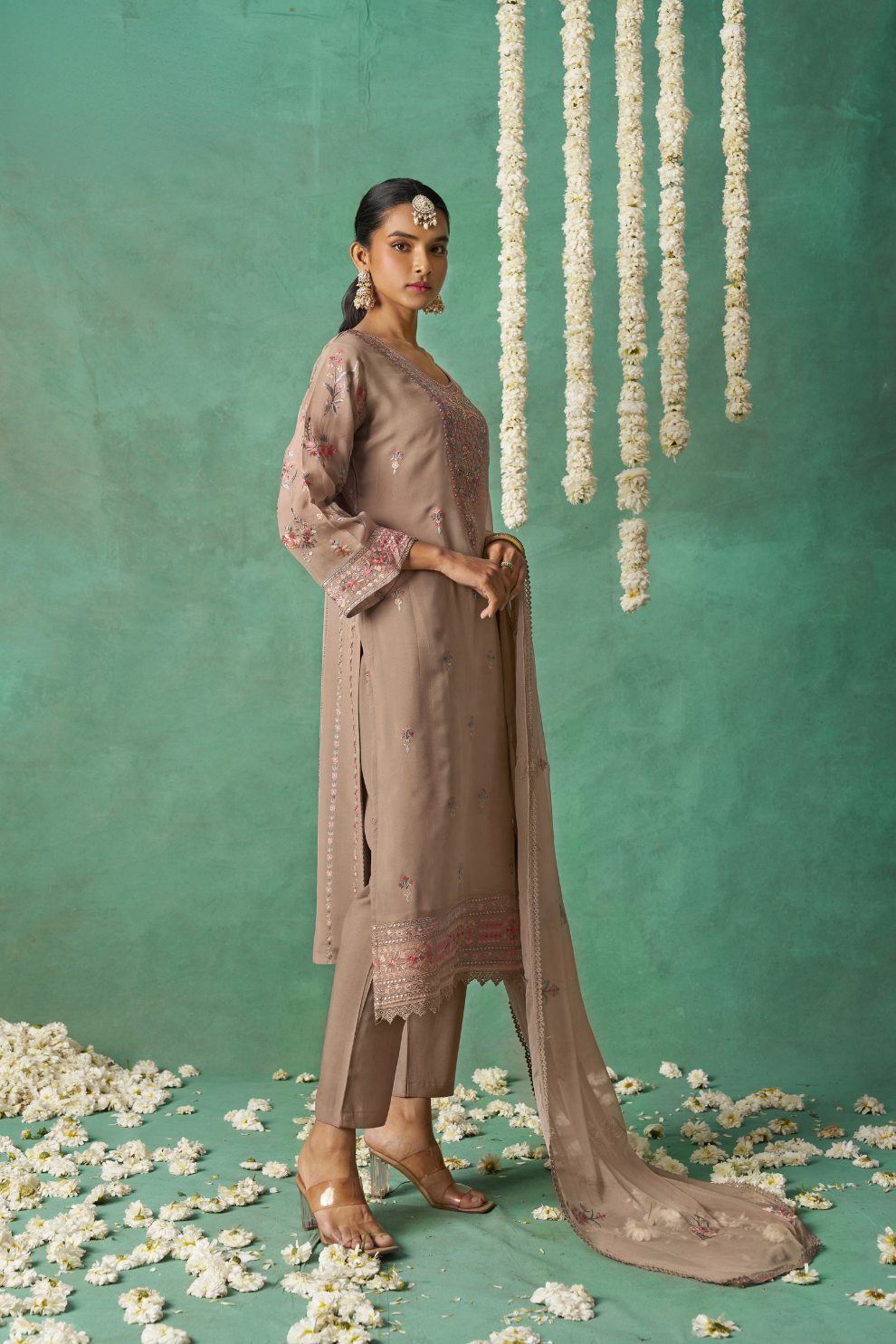 Graceful Multi-Thread Embroidered Pant Suit
