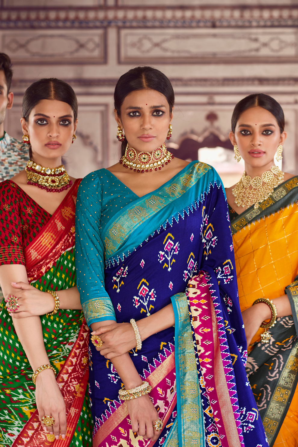 Dola Silk Saree with Ethnic Traditional Patola Print Design