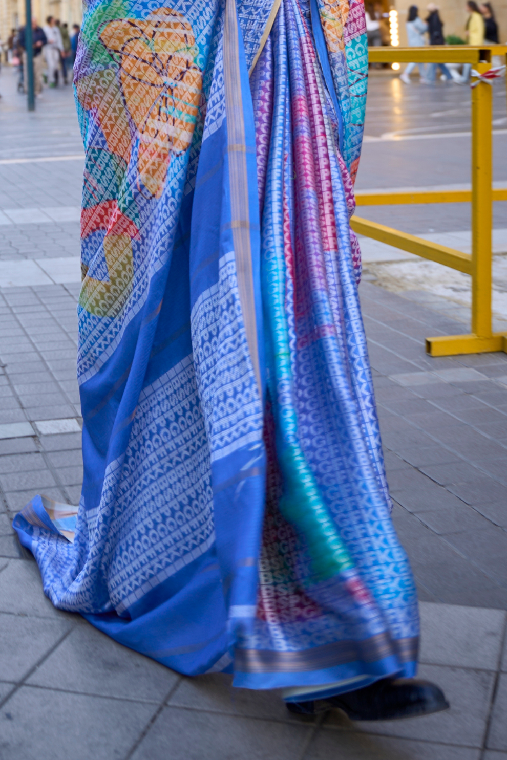 Elegant Poly Viscose Printed Saree with Handloom Weaving Detailing