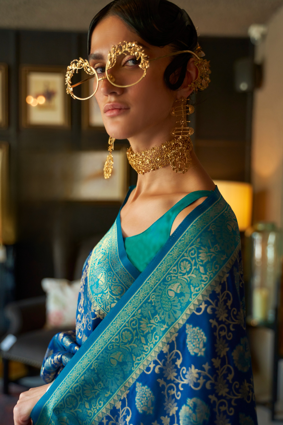 Elegant Pure Chaap Silk Saree with Weaving Detailing