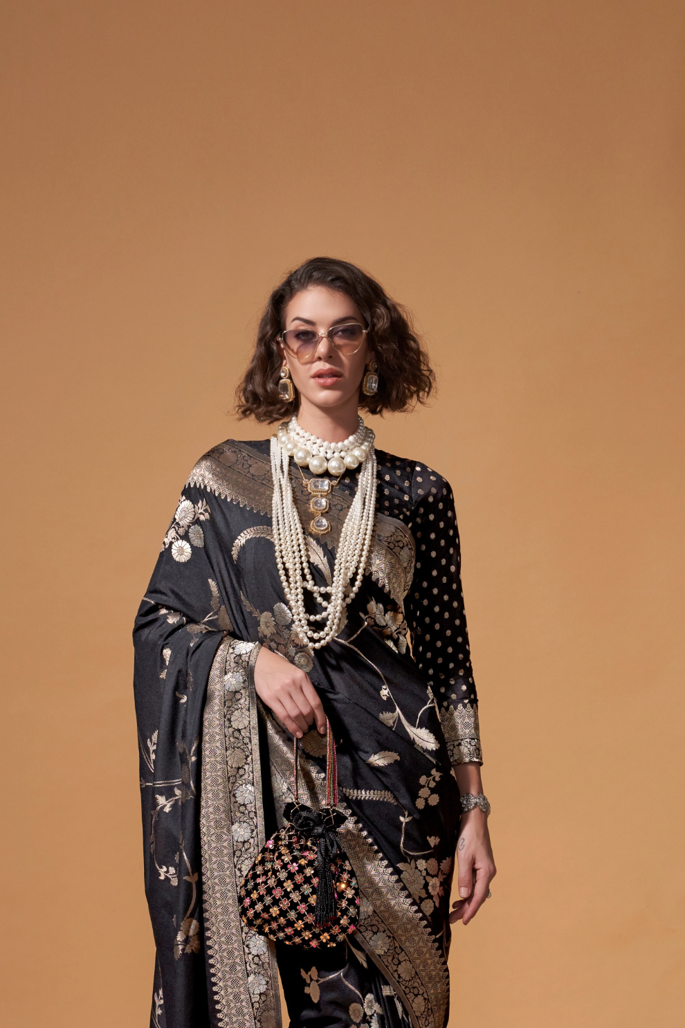 Pure Georgette Handloom Woven Silk Saree with Graceful Texture