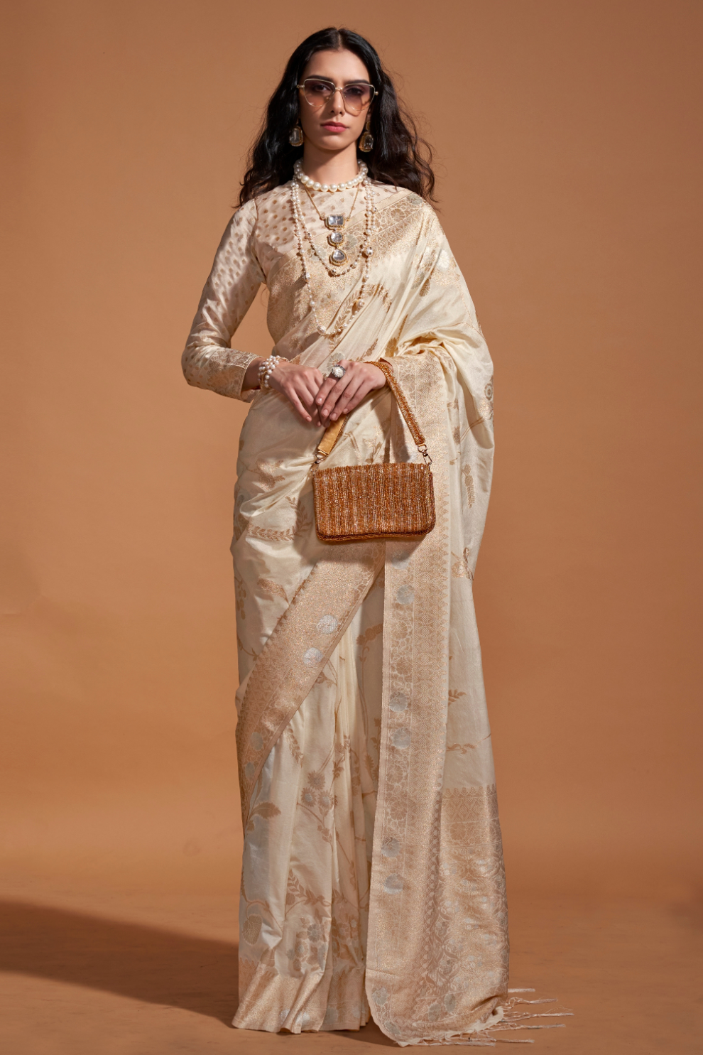 Pure Georgette Handloom Woven Silk Saree with Graceful Texture