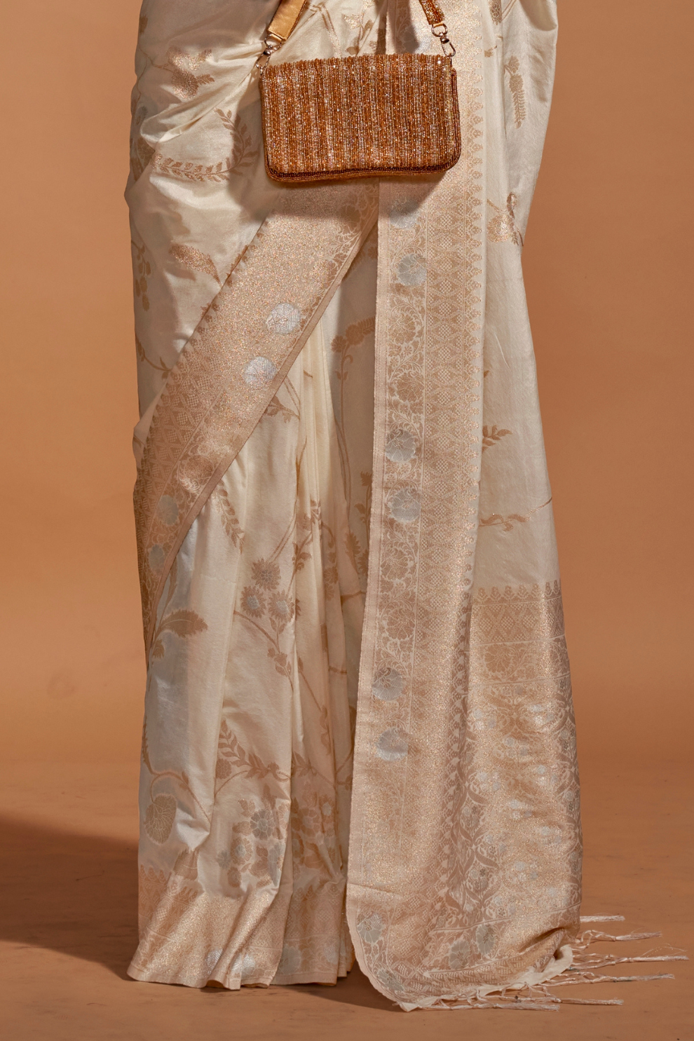 Pure Georgette Handloom Woven Silk Saree with Graceful Texture
