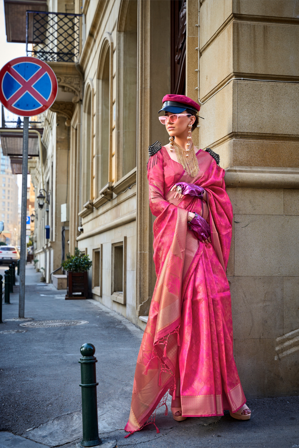 Pure Handloom Two Tone Organza Weaving Saree with Subtle Zari Shine
