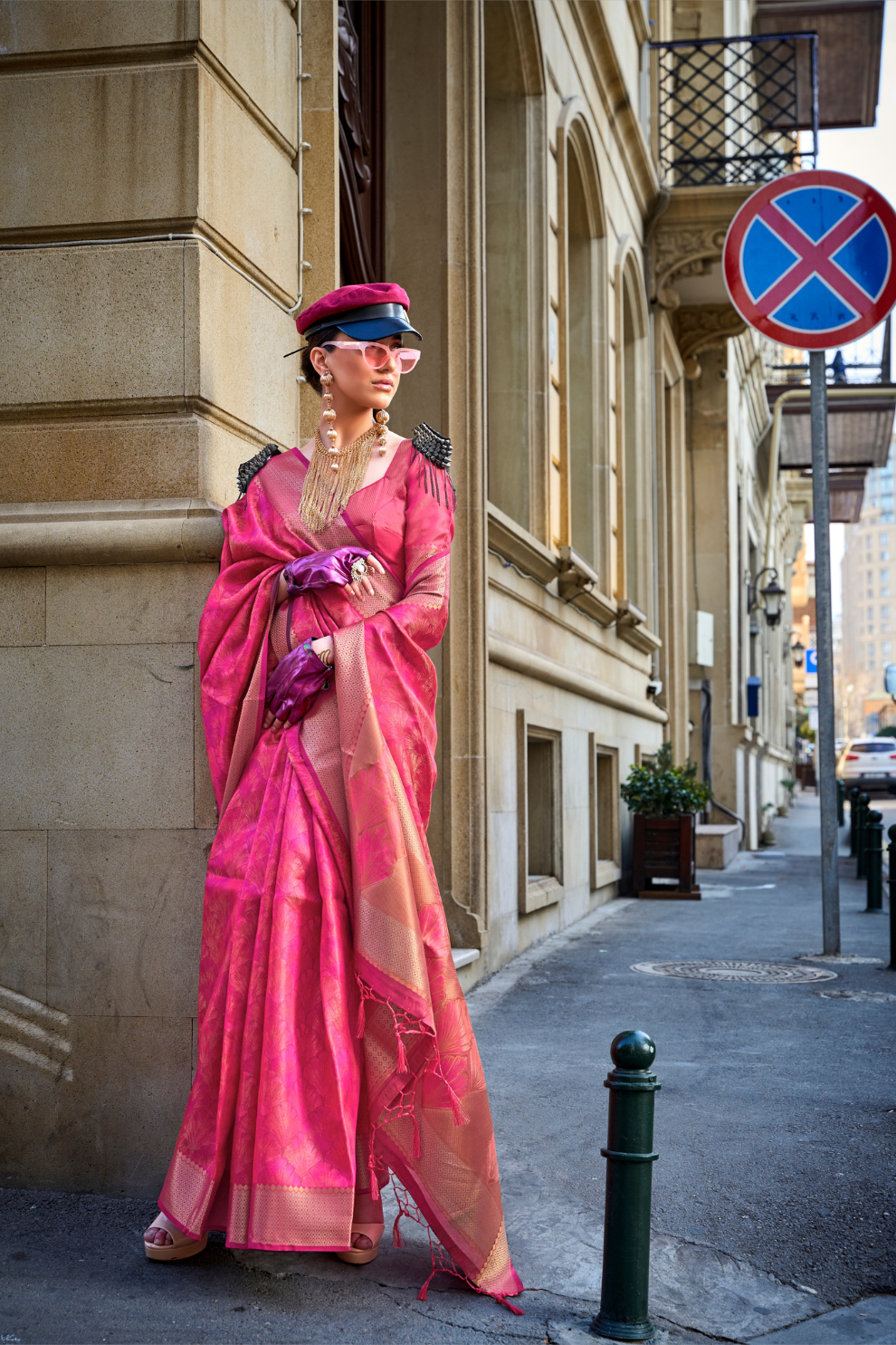 Pure Handloom Two Tone Organza Weaving Saree with Subtle Zari Shine