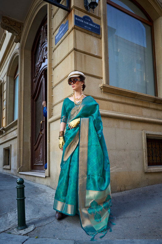 Pure Handloom Two Tone Organza Weaving Saree with Subtle Zari Shine