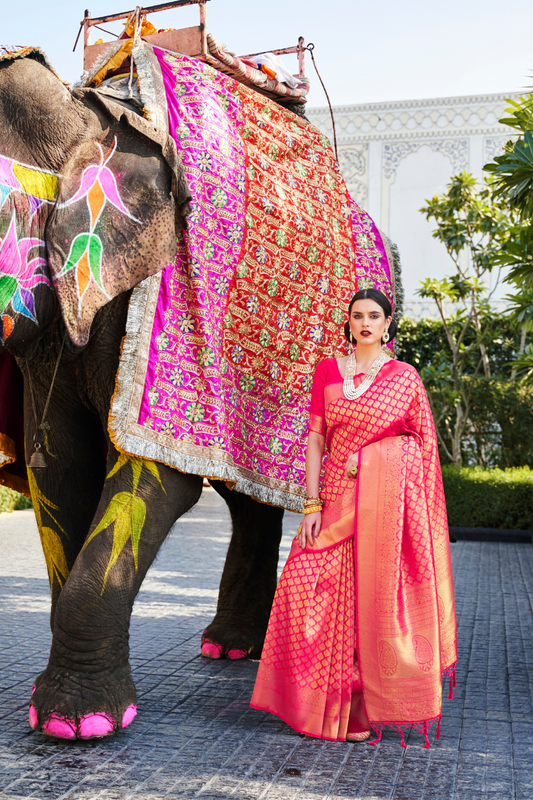 Elegant Kanjivaram Silk Saree with Rich Handloom Weaving