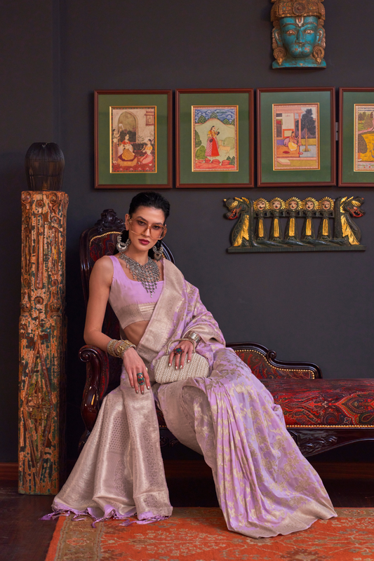 Graceful Handloom Woven Silk Saree with Traditional Charm