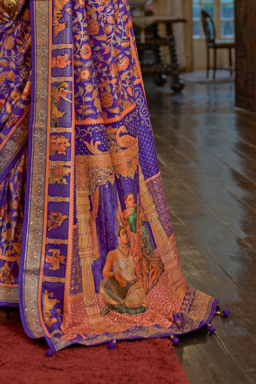 Handcrafted Patola Silk Saree with Traditional Design Motifs