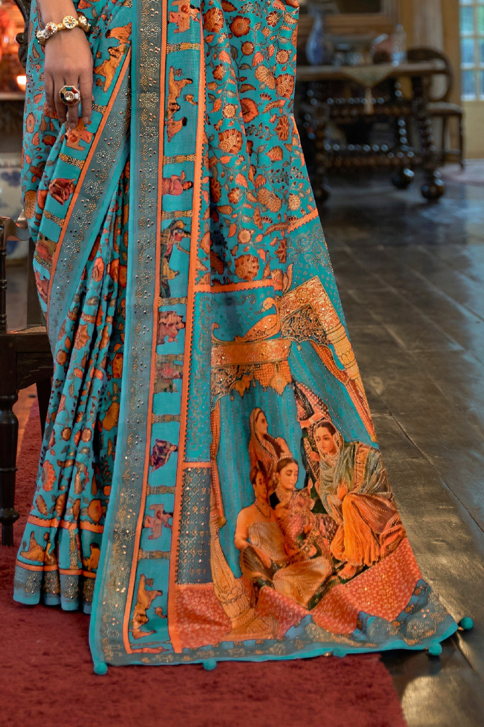 Handcrafted Patola Silk Saree with Traditional Design Motifs