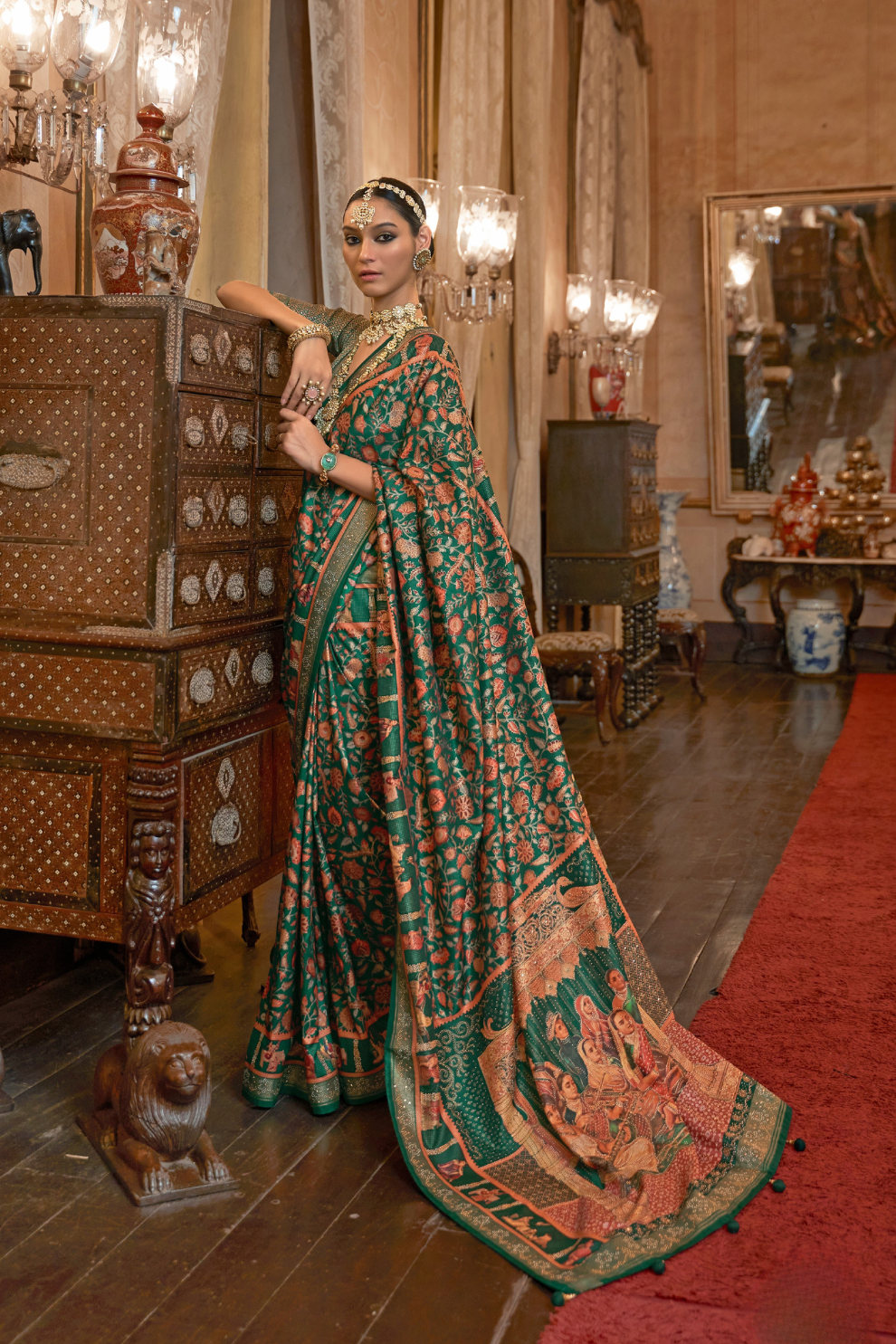 Handcrafted Patola Silk Saree with Traditional Design Motifs