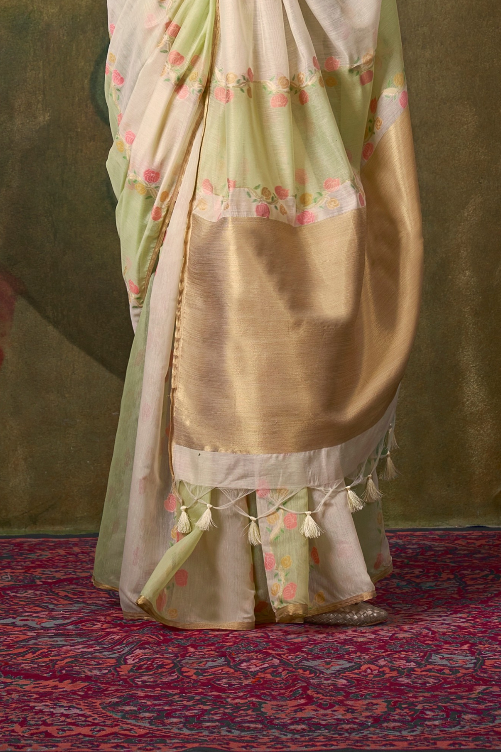 Pure Spun Rangkaat Weaving Saree with Heavy Pallu & Tassels