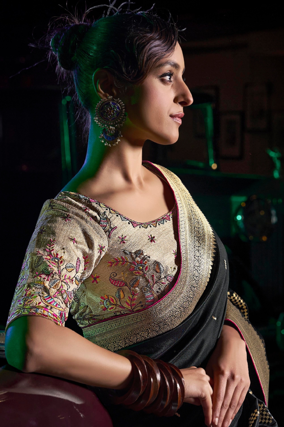 Pure Silk Saree with 3D Weaved Pallu and Heavy - LaVante Fashion