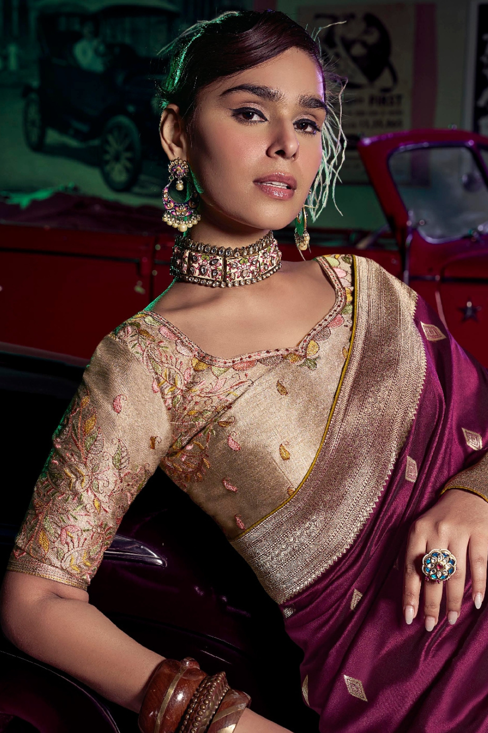 Pure Silk Saree with 3D Weaved Pallu and Heavy - LaVante Fashion