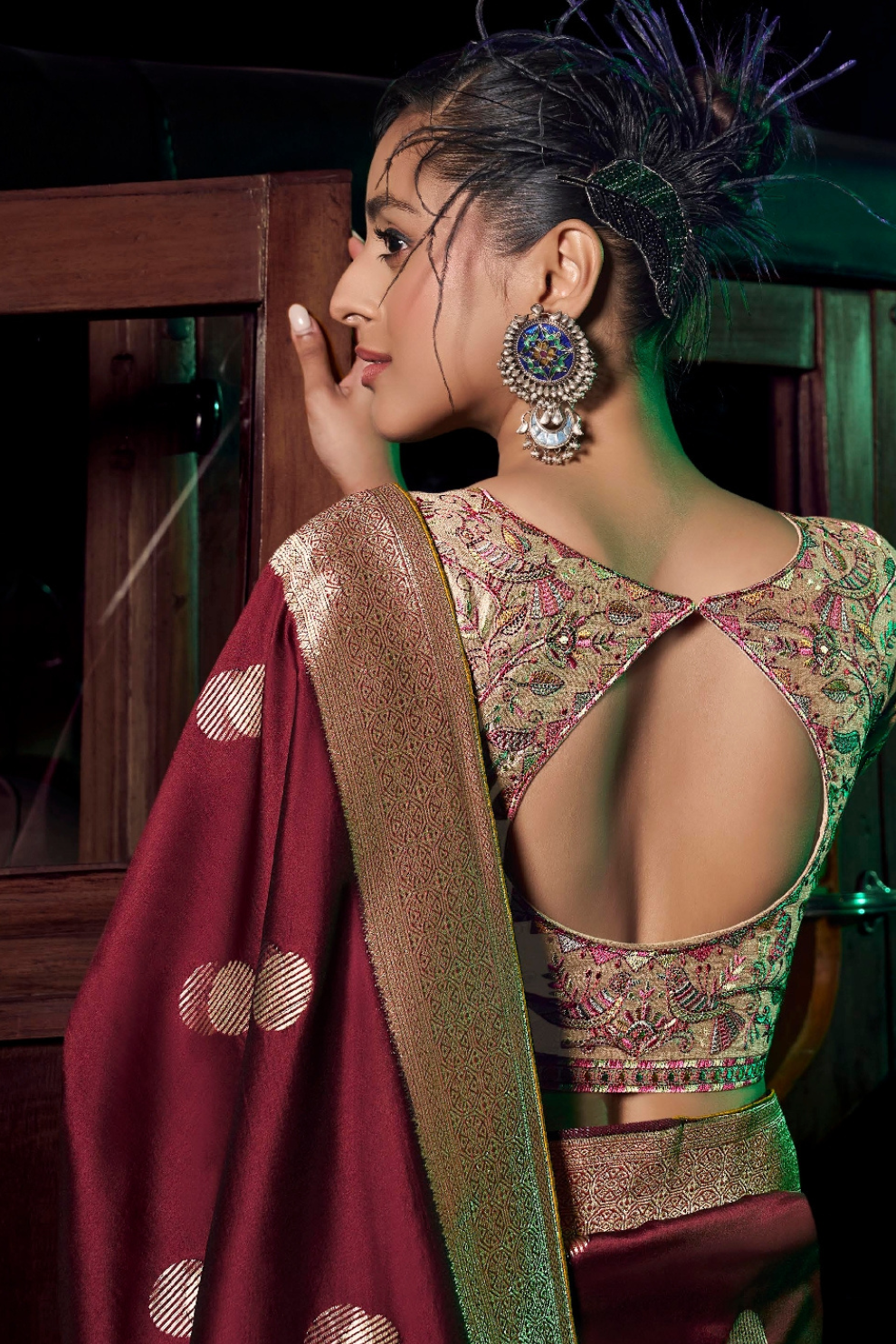 Pure Silk Saree with 3D Weaved Pallu and Heavy - LaVante Fashion