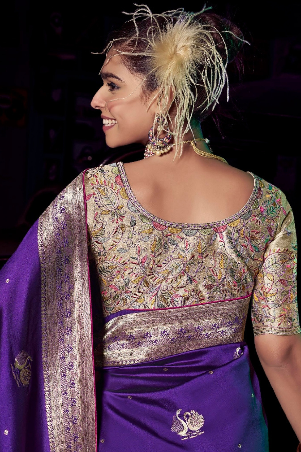 Pure Silk Saree with 3D Weaved Pallu and Heavy - LaVante Fashion