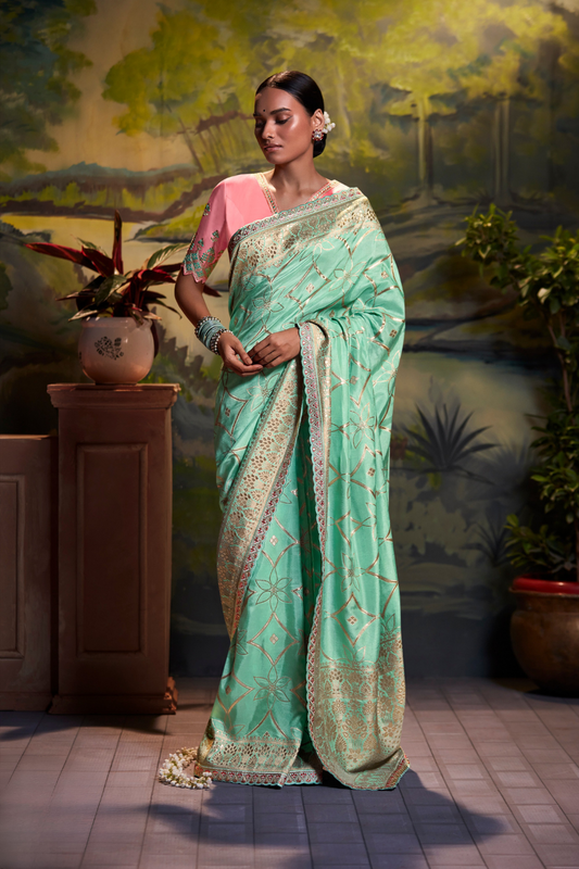 Royal Radiance Exquisite Pure Dola Silk Saree for Timeless Elegance