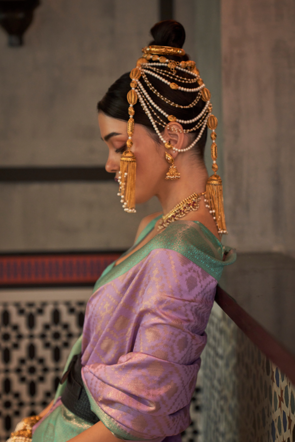 Traditional Kanjivaram Silk Saree with Rich Zari Weaving