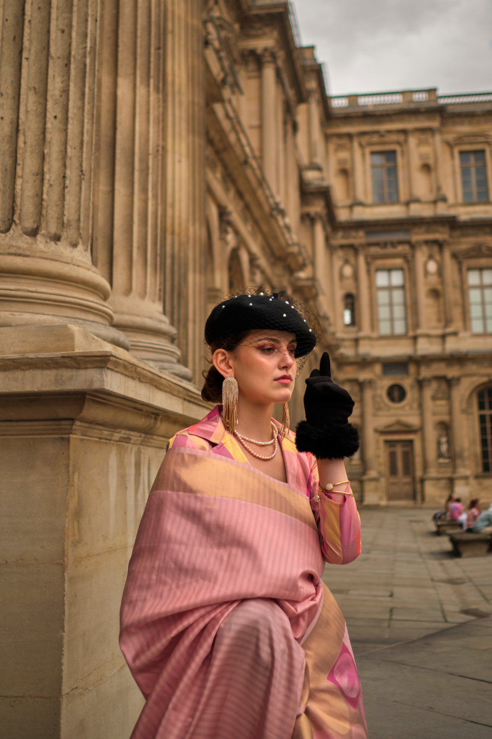 Soft Silk Saree with Elegant Handloom Weaving Design
