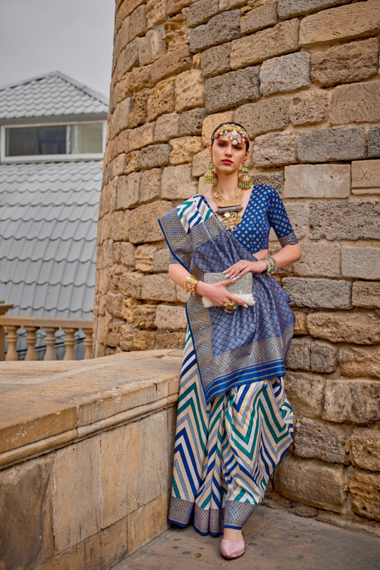 Graceful Aqua Effect Saree in Viscose Polyester Silk Fabric