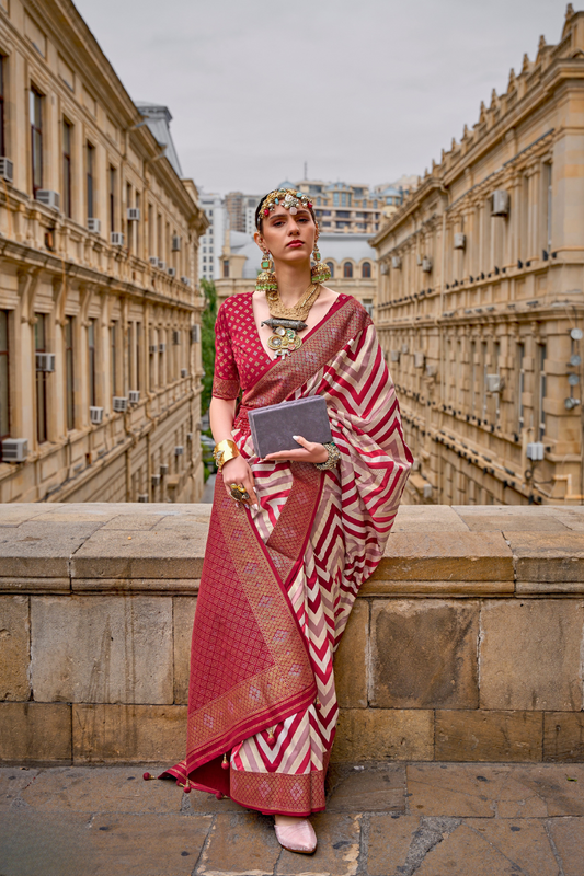 Graceful Aqua Effect Saree in Viscose Polyester Silk Fabric