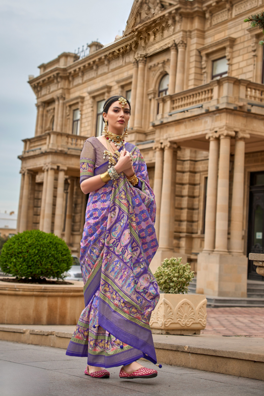 Graceful Saree in Superior Viscose Polyester Silk Fabric
