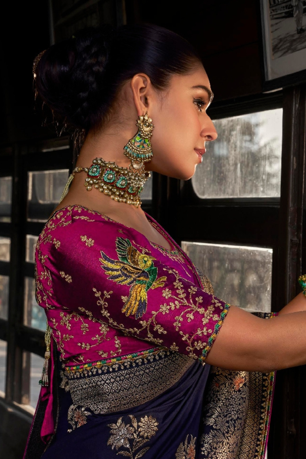 Soft Dola Viscose Silk Saree with 3D Weaved Pallu - LaVante Fashion