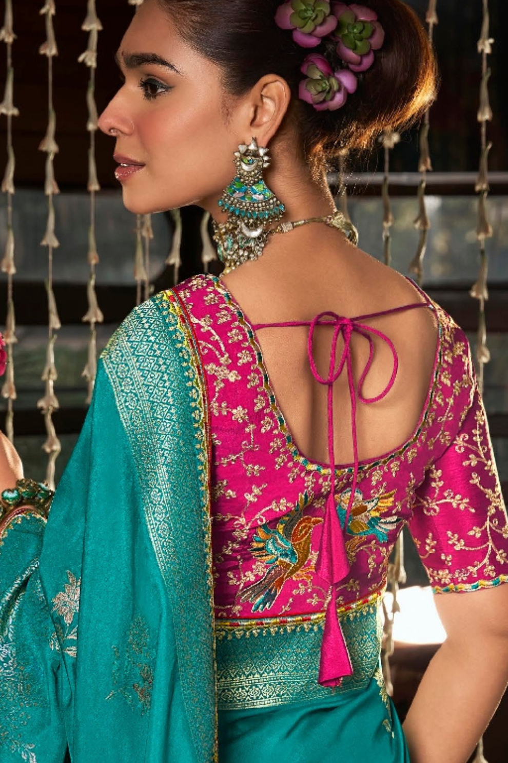 Soft Dola Viscose Silk Saree with 3D Weaved Pallu - LaVante Fashion