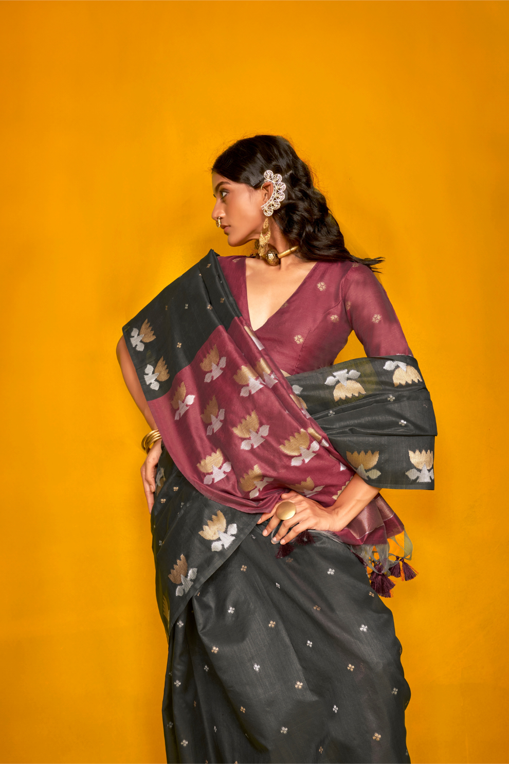 Tussar Handloom Weaving Silk Saree with Natural Finish Elegance