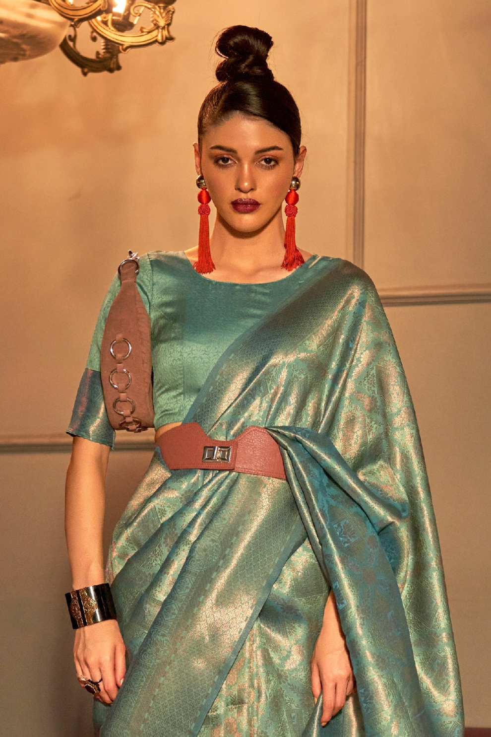 Two-Tone Handloom Woven Silk Saree with Subtle Zari Accents