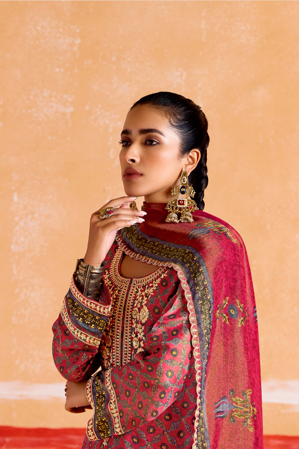 Pure Muslin Straight Salwar Suit with Ceremonial Pitta Embroidery