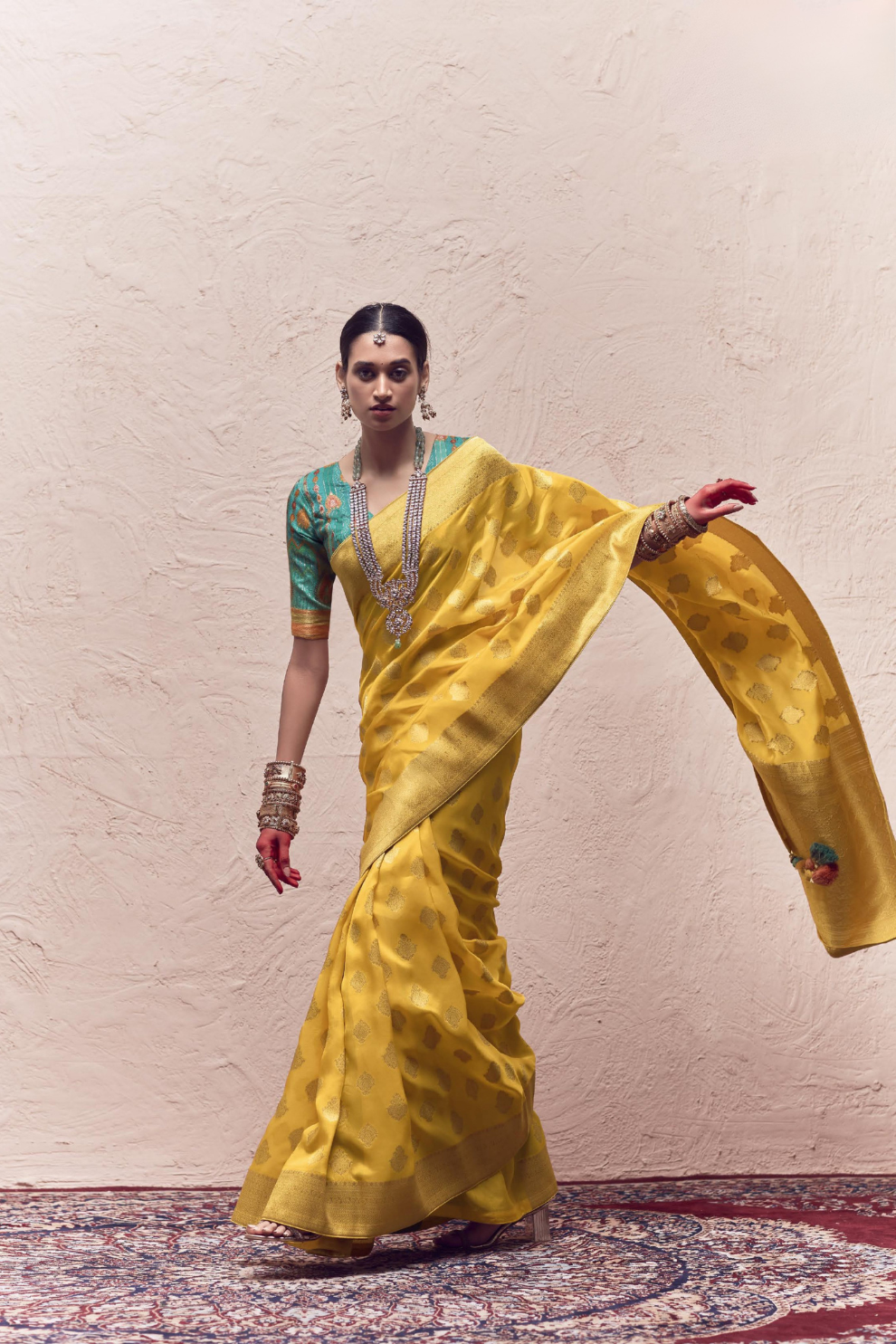 Pure Zari Elegance A Saree Woven with Timeless Beauty
