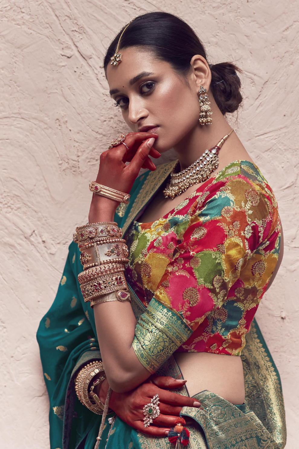 Pure Zari Elegance A Saree Woven with Timeless Beauty