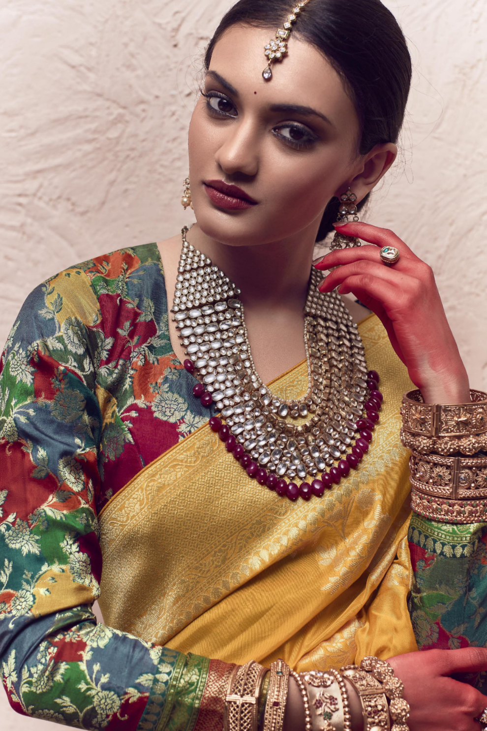 Pure Zari Elegance A Saree Woven with Timeless Beauty