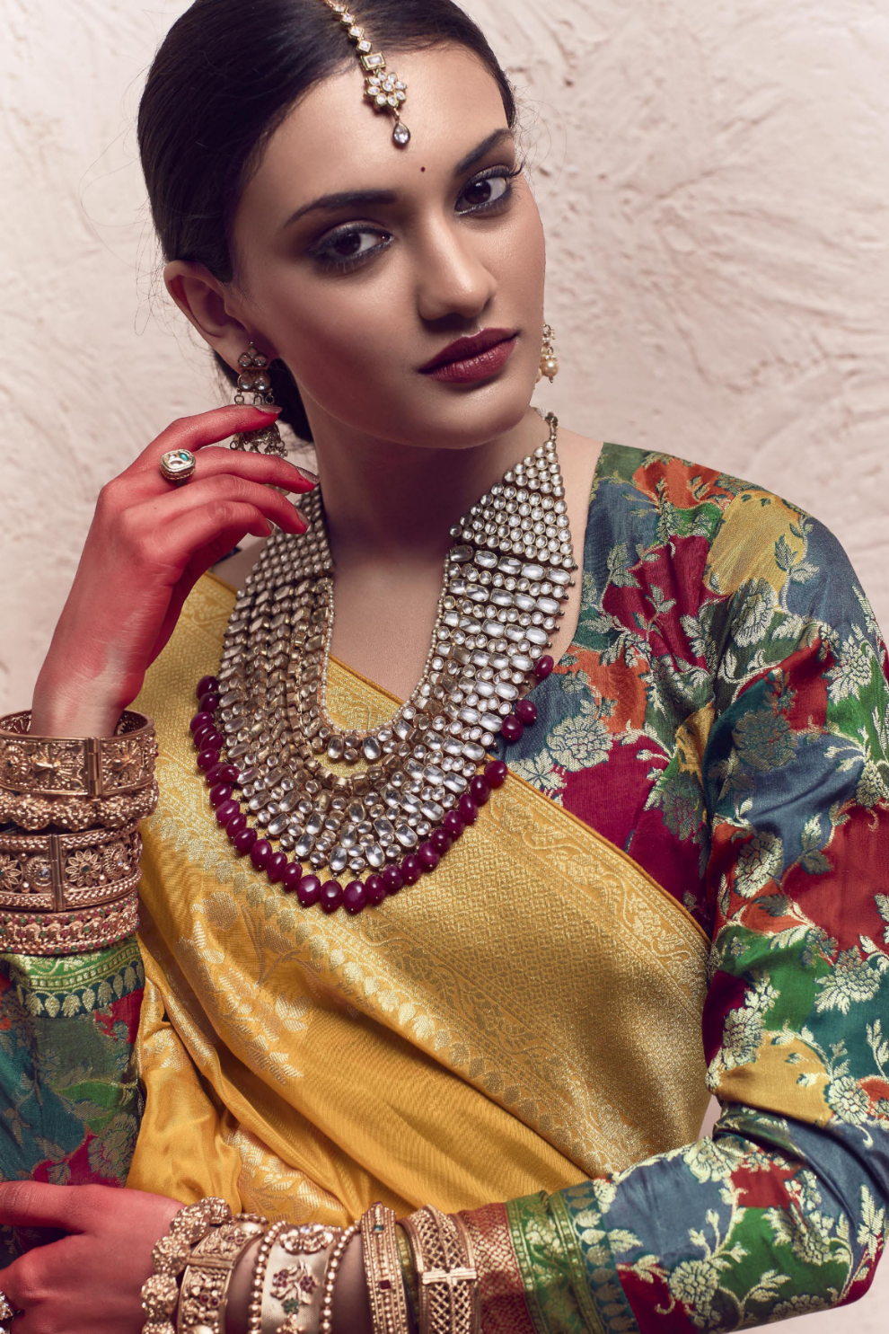 Pure Zari Elegance A Saree Woven with Timeless Beauty