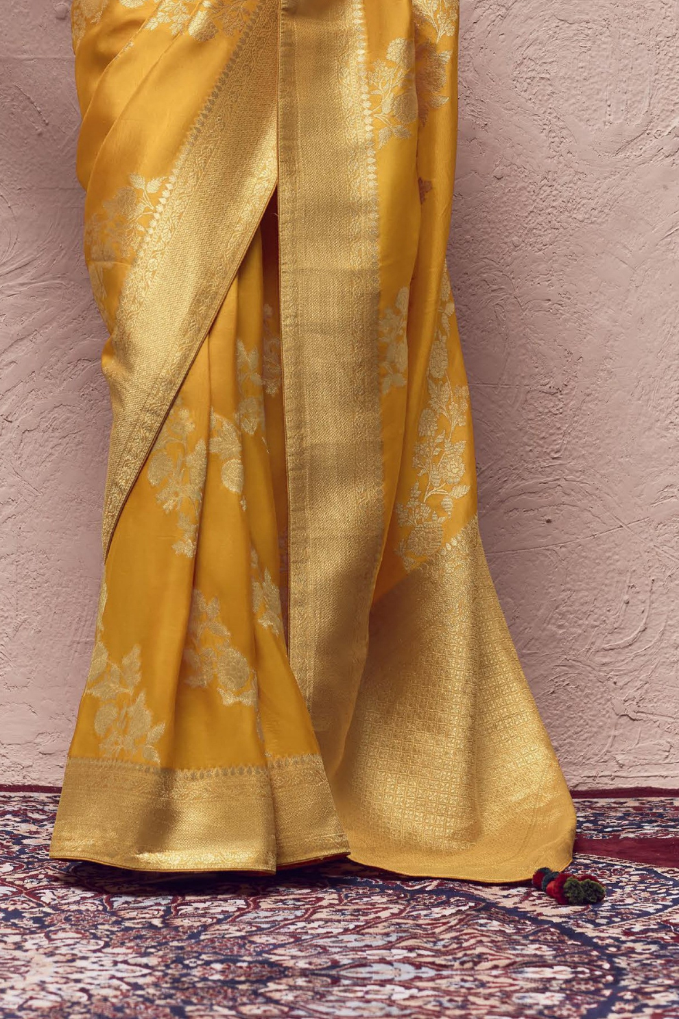 Pure Zari Elegance A Saree Woven with Timeless Beauty