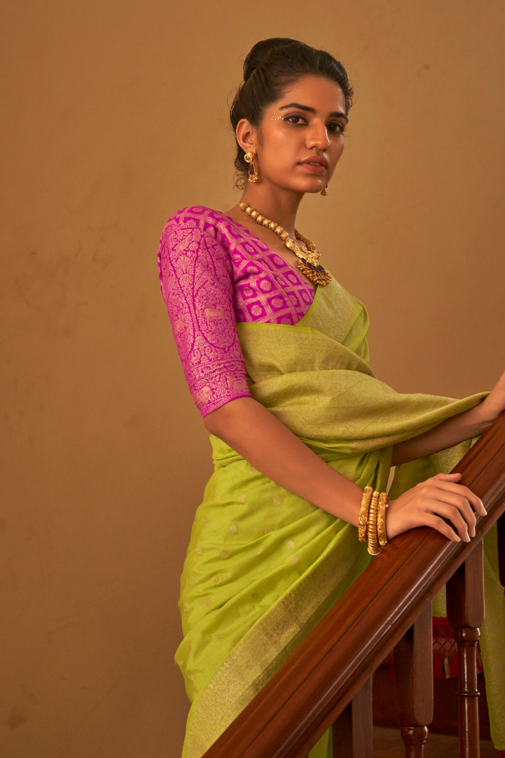 Nylon Crepe Saree with Zari Weaving for Festive Occasions