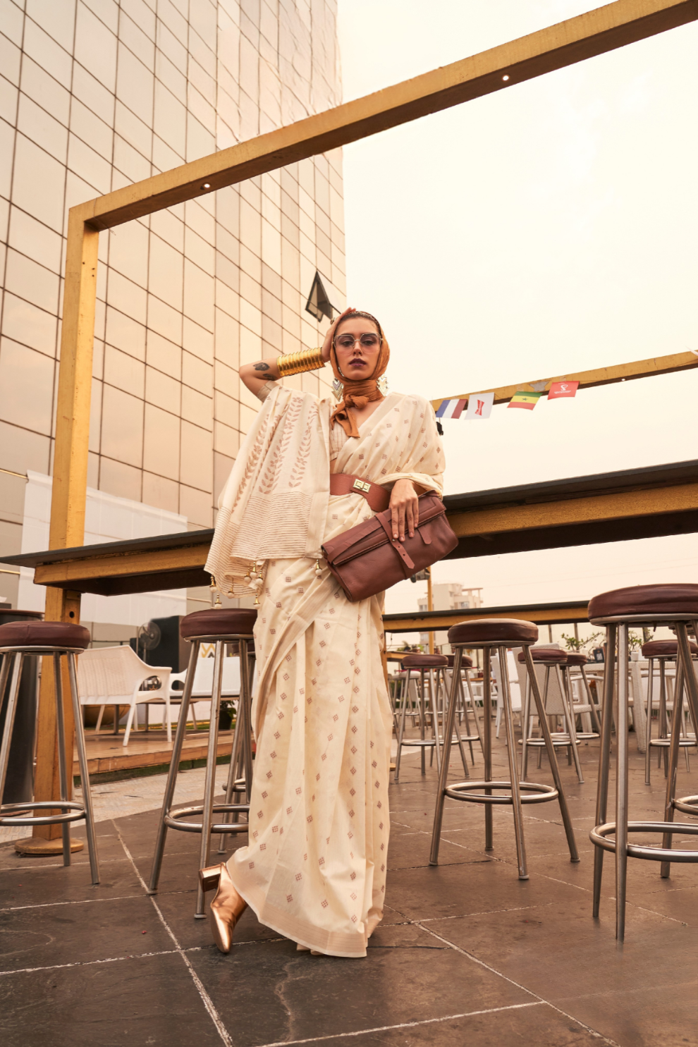 Zari Base Handloom Silk Saree with Elegant Traditional Weaving