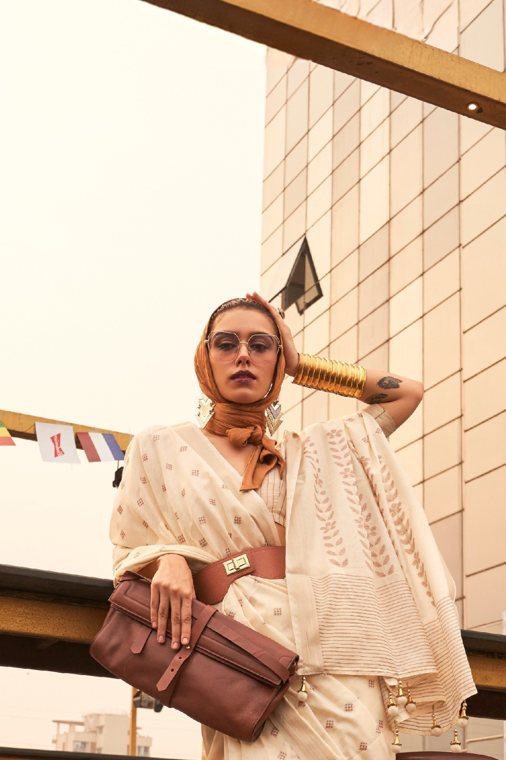 Zari Base Handloom Silk Saree with Elegant Traditional Weaving