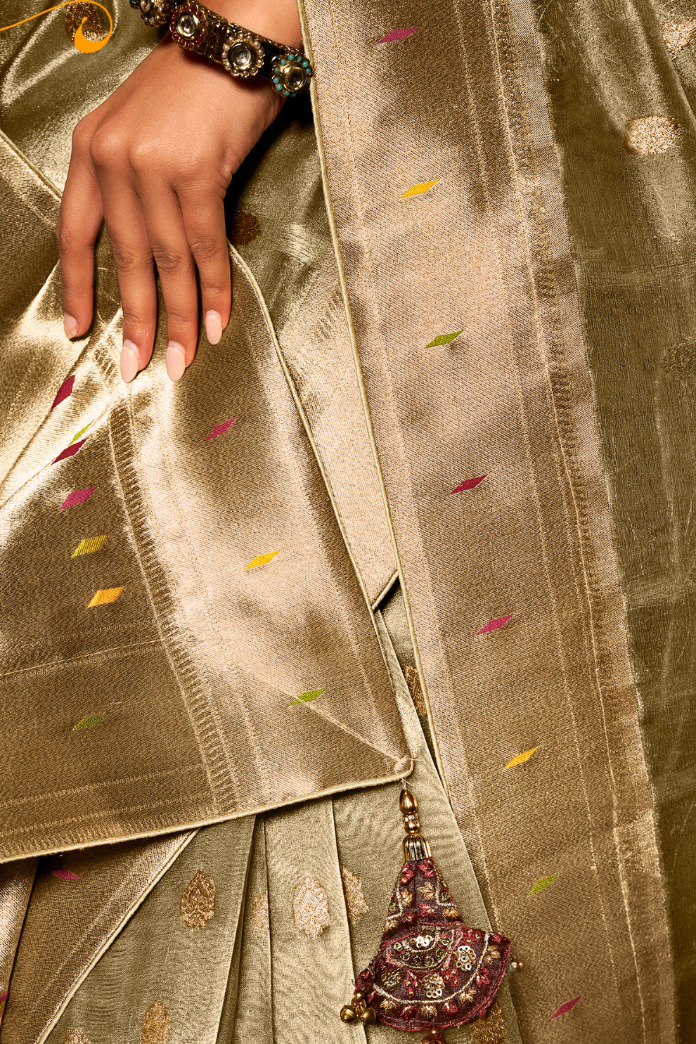 Pure Tissue Paithani Saree with Heavy Contrast - LaVante Fashion