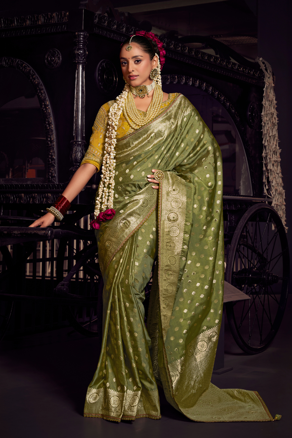 Pure Viscose Tissue Saree with Handworked Pallu and Contrast Designer - LaVante Fashion