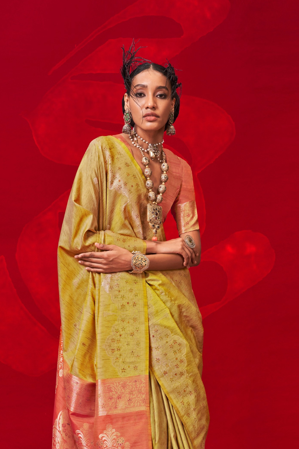 Tussar Silk Handloom Saree with Contrast Ikkat Pallu & Blouse